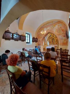 Za zidovi cerkve sv. Nikolaja na Taboru